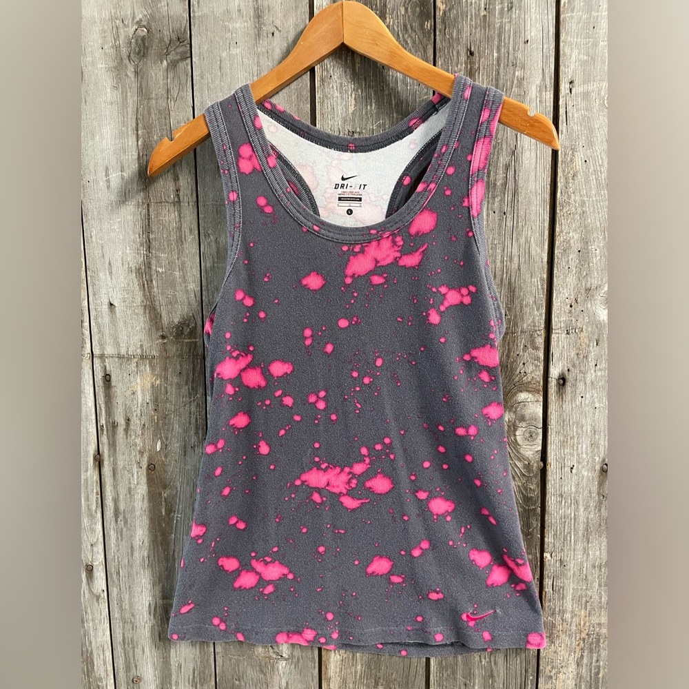 Nike Women’s Gray Tank Top with Pink Bleach Splatter